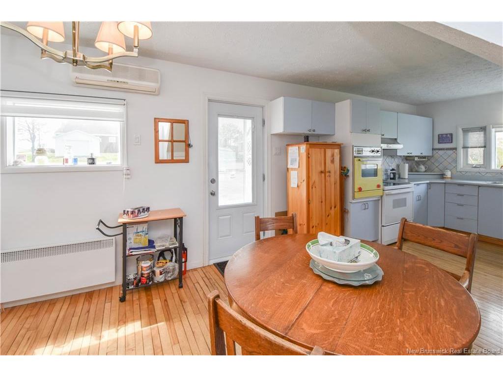 









90


Saint-Pierre Est

BLVD,
Caraquet,




NB
E1W 1B6

