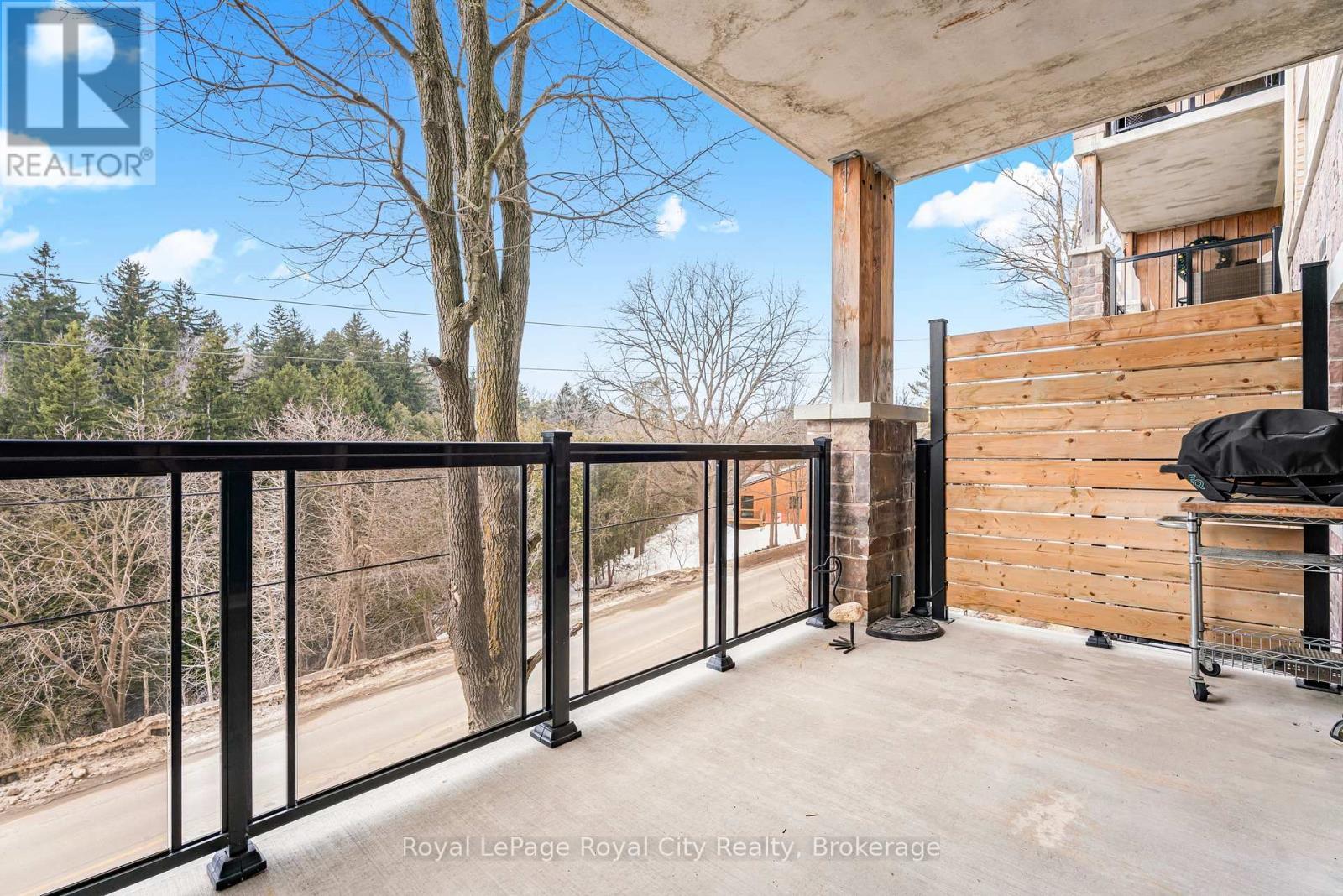 












106 - 19 STUMPF STREET

,
Centre Wellington (Elora/Salem),




Ontario
N0B1S0

