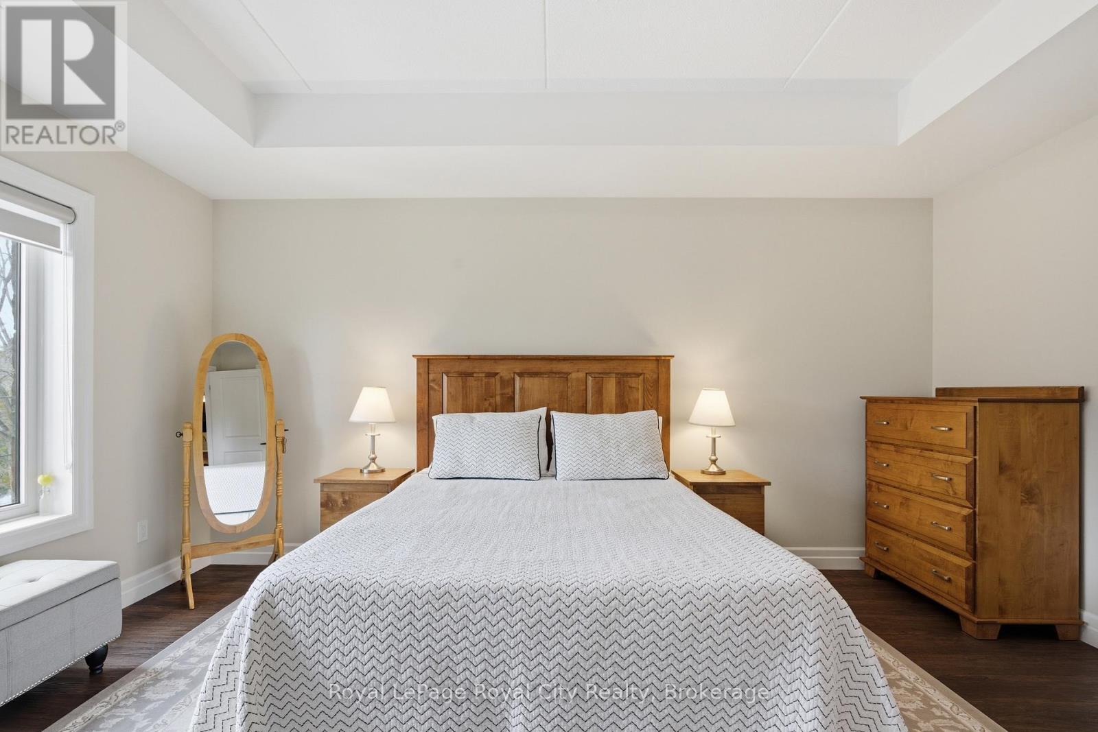 












106 - 19 STUMPF STREET

,
Centre Wellington (Elora/Salem),




Ontario
N0B1S0

