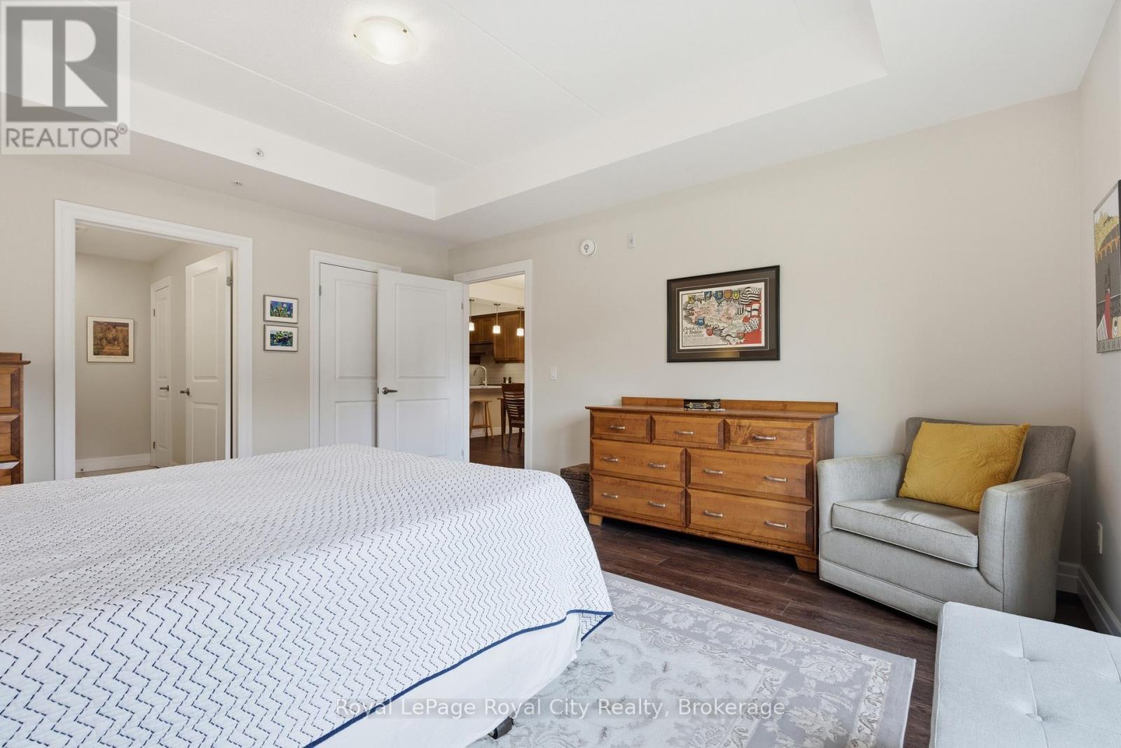 












106 - 19 STUMPF STREET

,
Centre Wellington (Elora/Salem),




Ontario
N0B1S0

