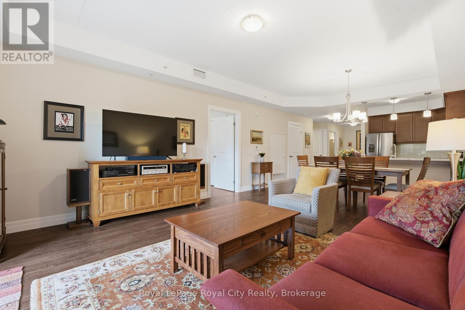 












106 - 19 STUMPF STREET

,
Centre Wellington (Elora/Salem),




Ontario
N0B1S0

