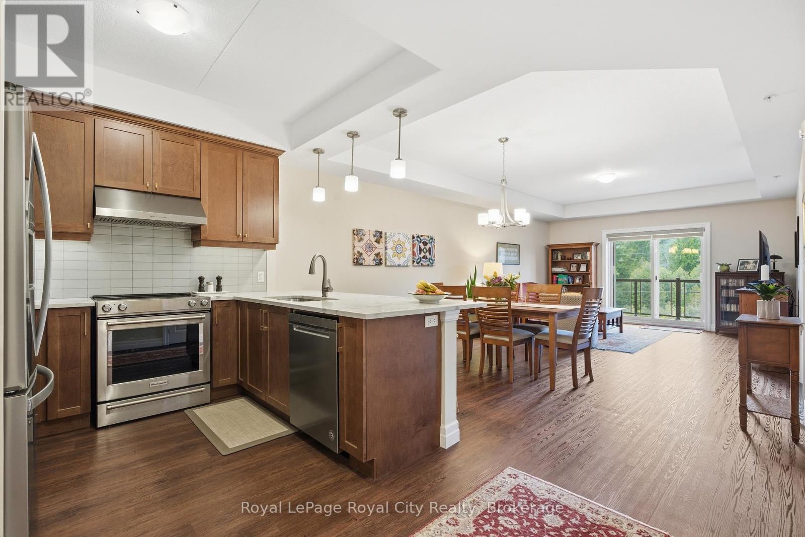 












106 - 19 STUMPF STREET

,
Centre Wellington (Elora/Salem),




Ontario
N0B1S0

