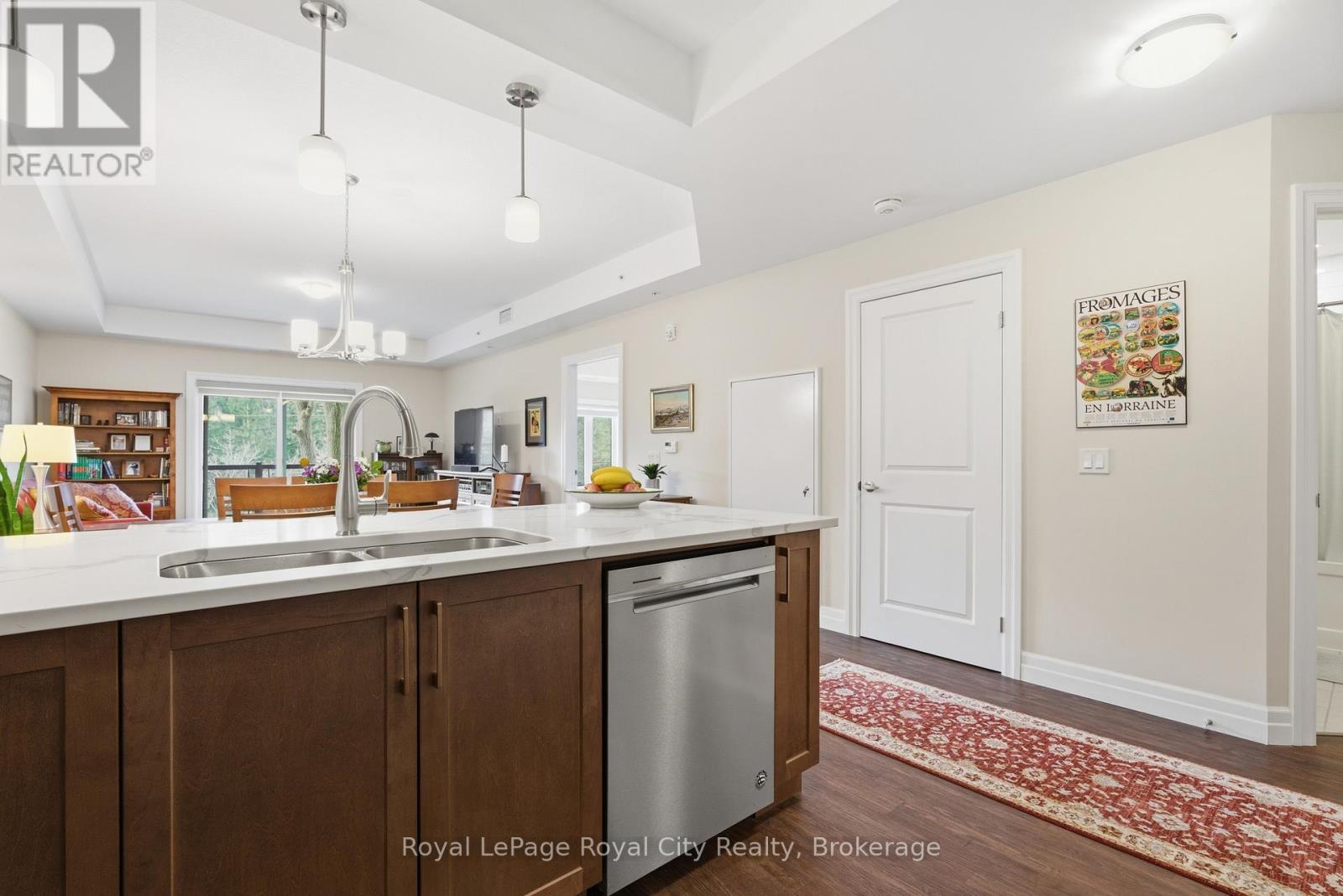 












106 - 19 STUMPF STREET

,
Centre Wellington (Elora/Salem),




Ontario
N0B1S0

