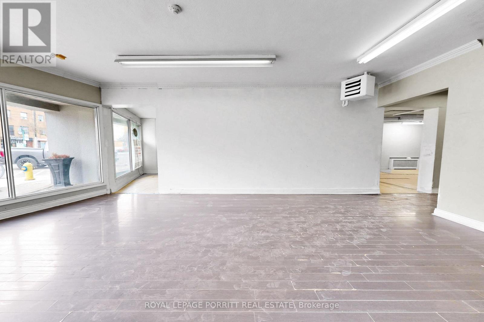 












3367 LAKE SHORE BOULEVARD W

,
Toronto,




Ontario
M8W1N1

