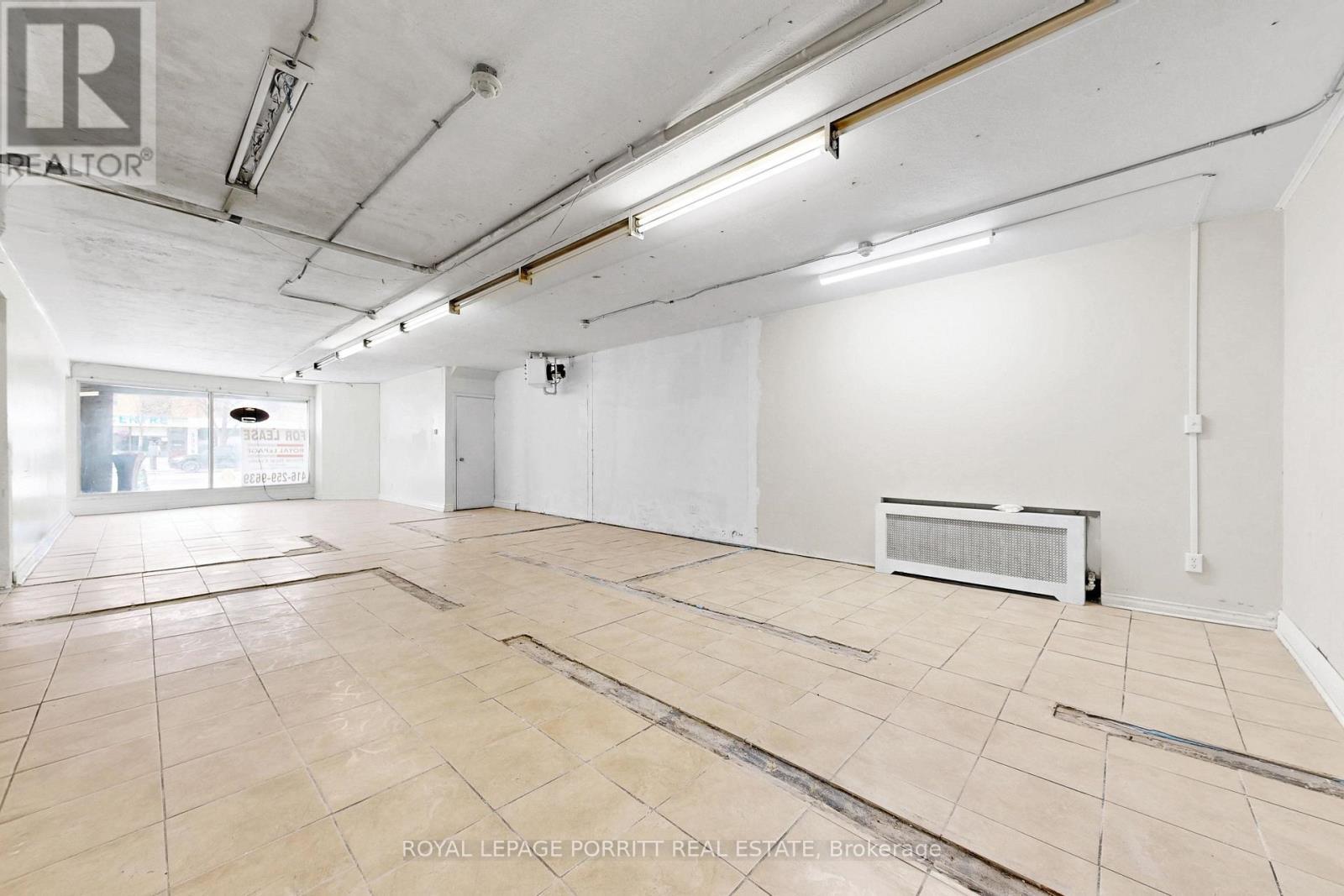 












3367 LAKE SHORE BOULEVARD W

,
Toronto,




Ontario
M8W1N1

