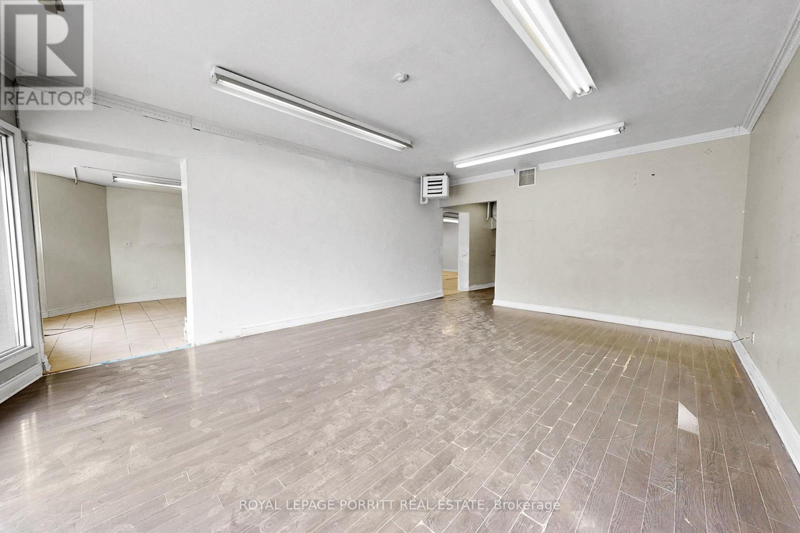 












3367 LAKE SHORE BOULEVARD W

,
Toronto,




Ontario
M8W1N1

