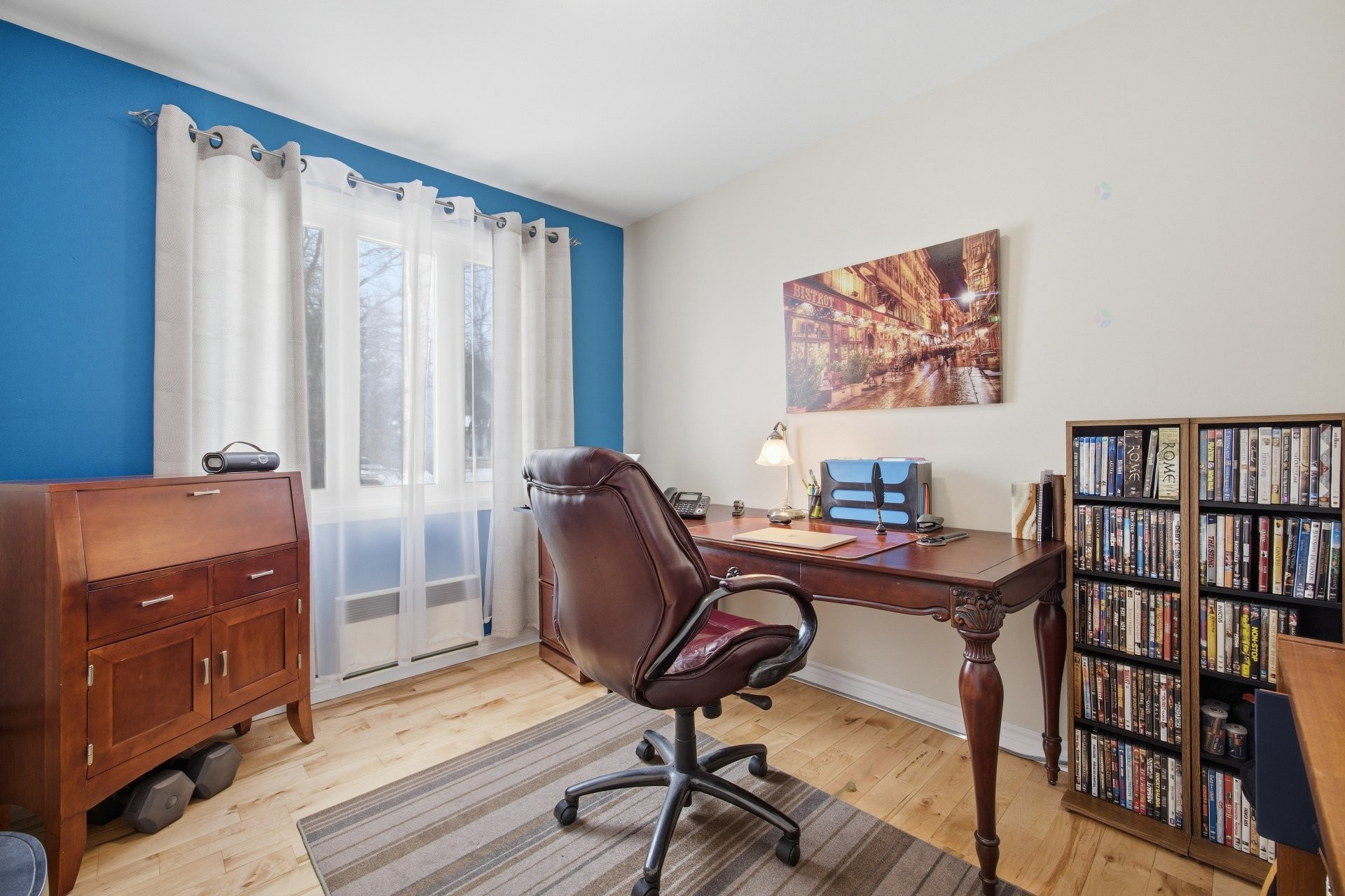 









951


Rue de Monaco

,
Mont-Saint-Hilaire,




QC
J3H4N4

