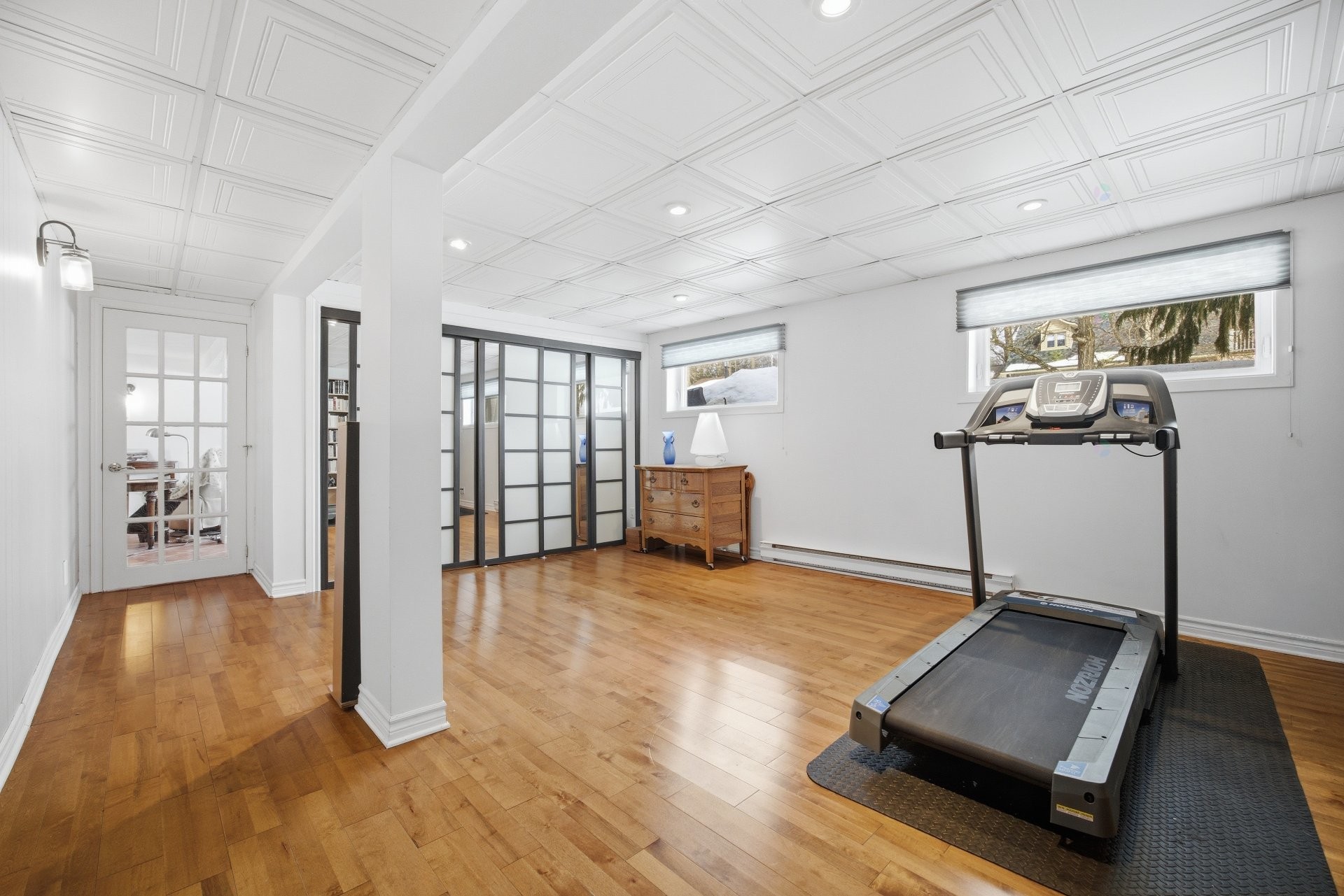 









951


Rue de Monaco

,
Mont-Saint-Hilaire,




QC
J3H4N4

