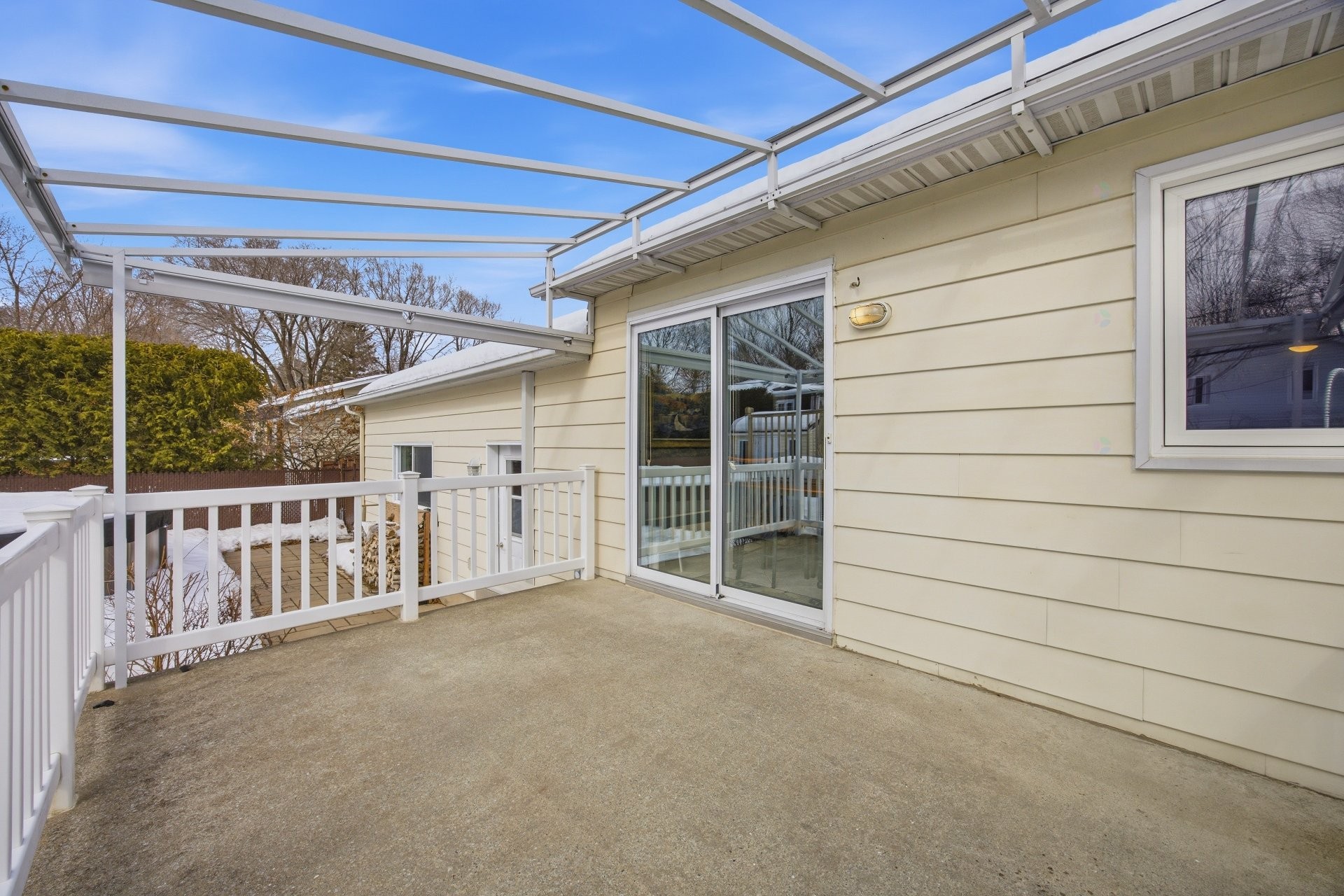 









951


Rue de Monaco

,
Mont-Saint-Hilaire,




QC
J3H4N4

