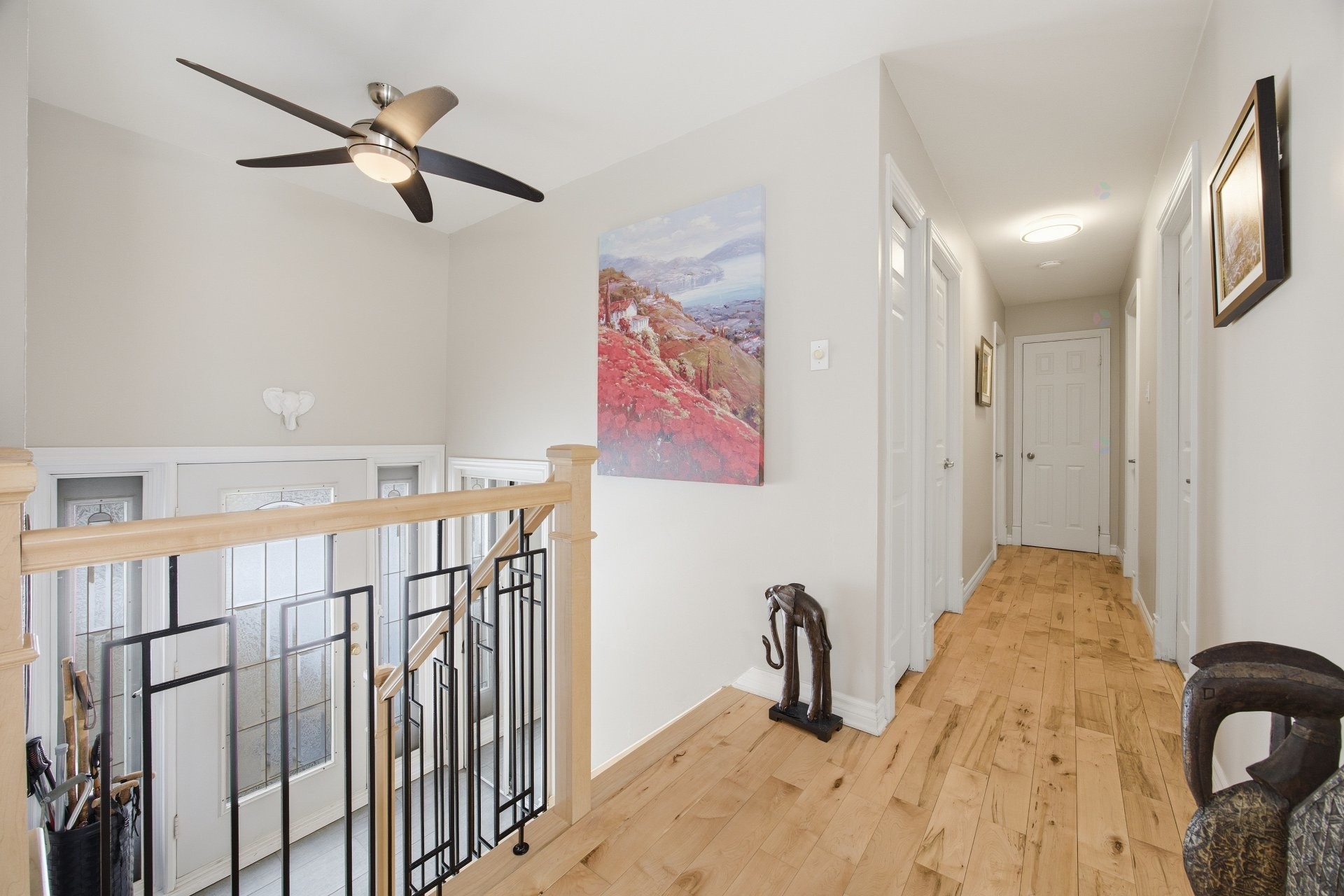 









951


Rue de Monaco

,
Mont-Saint-Hilaire,




QC
J3H4N4

