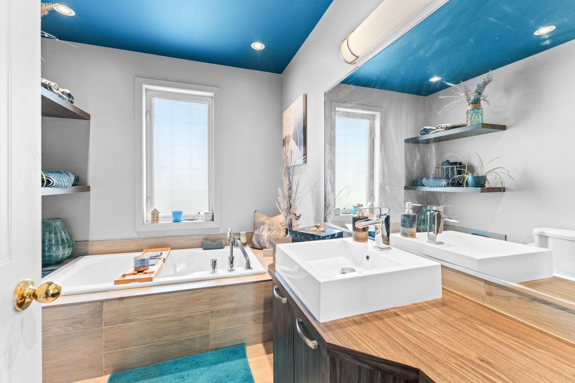 









1503


Rue Taillefer

,
Laval (Sainte-Rose),




QC
H7L5P4

