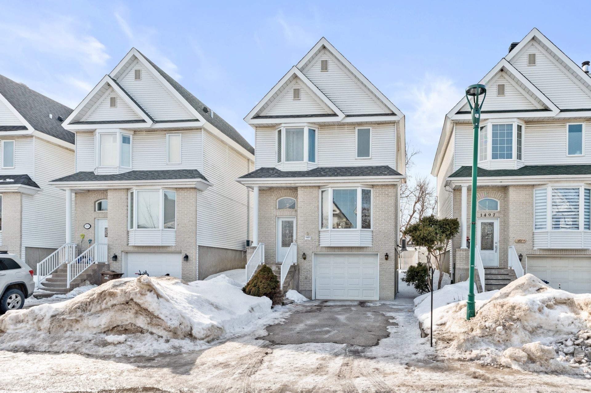 









1503


Rue Taillefer

,
Laval (Sainte-Rose),




QC
H7L5P4

