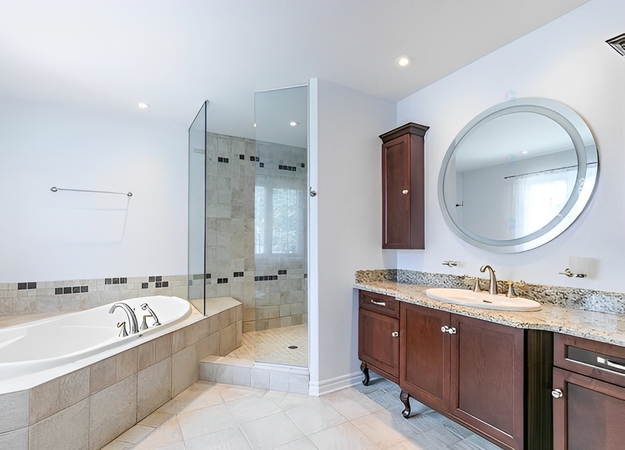 









7556


Boul. Lévesque E.

,
Laval (Duvernay),




QC
H7A1R8

