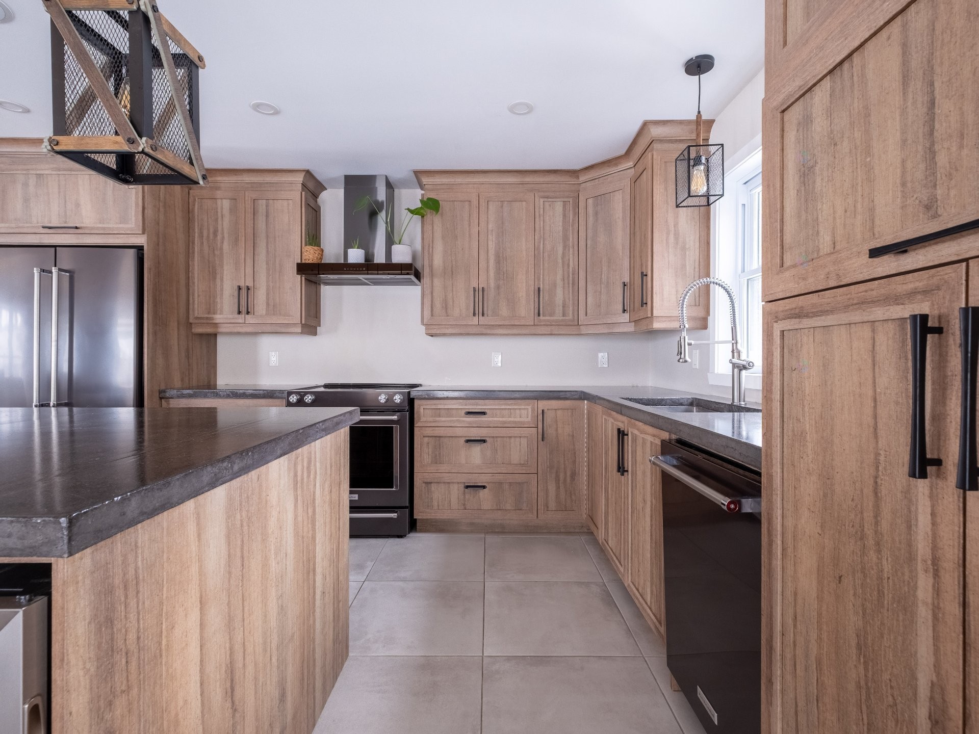 









24


Rue Marie-Didace

,
Sainte-Anne-de-Sorel,




QC
J3P0J4

