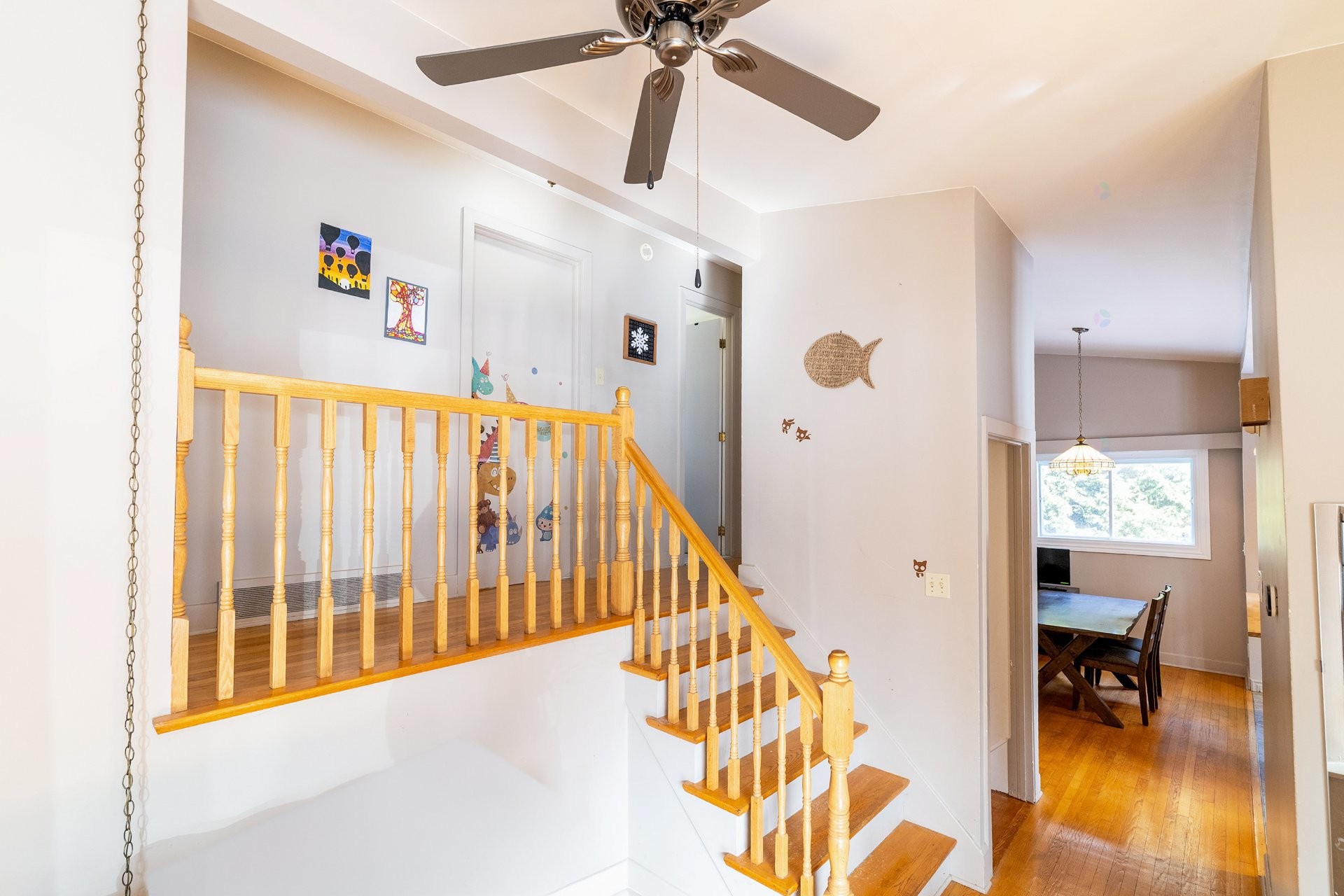 









129


Flamingo Drive

,
Beaconsfield,




QC
H9W2T3

