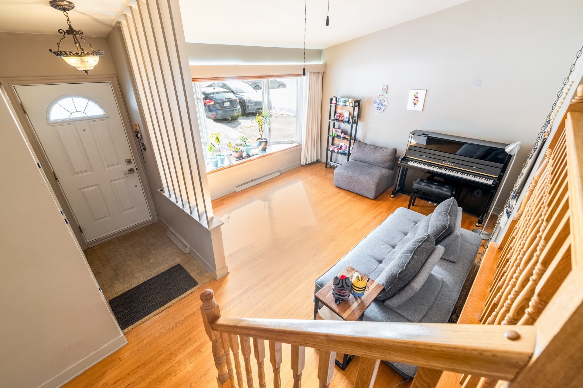 









129


Flamingo Drive

,
Beaconsfield,




QC
H9W2T3

