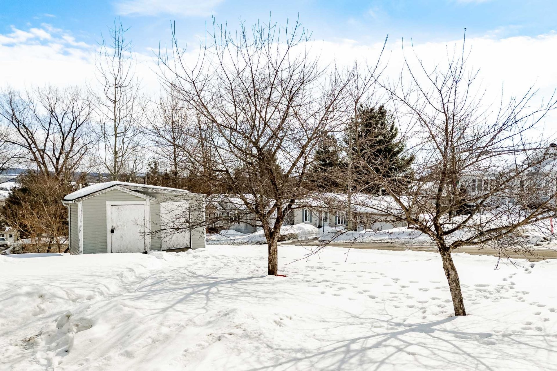 









475


Rue des Merisiers

,
Coaticook,




QC
J1A3H8

