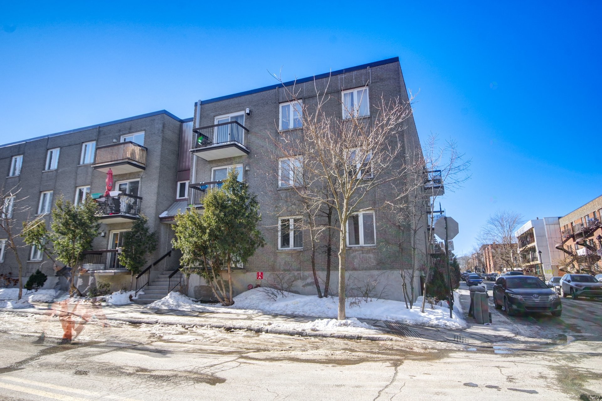 









315


Rue Villeneuve E.

, 102,
Montréal (Le Plateau-Mont-Royal),




QC
H2T1L7

