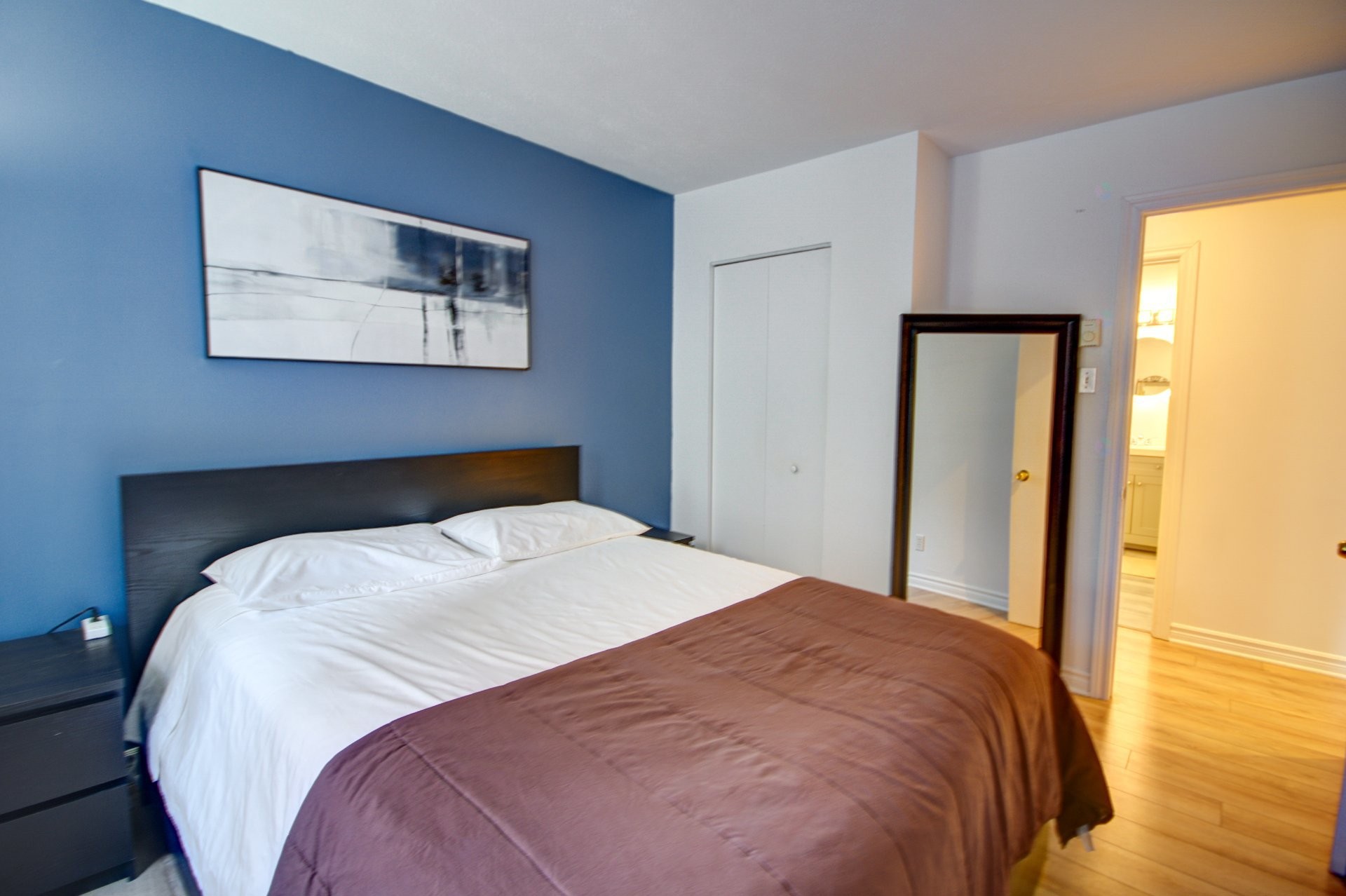 









315


Rue Villeneuve E.

, 102,
Montréal (Le Plateau-Mont-Royal),




QC
H2T1L7

