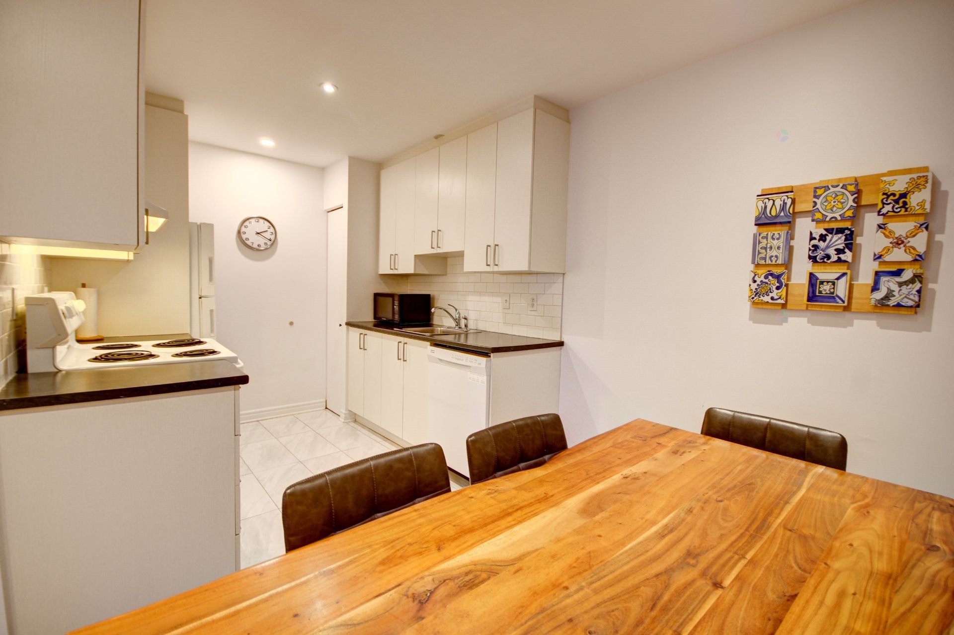 









315


Rue Villeneuve E.

, 102,
Montréal (Le Plateau-Mont-Royal),




QC
H2T1L7

