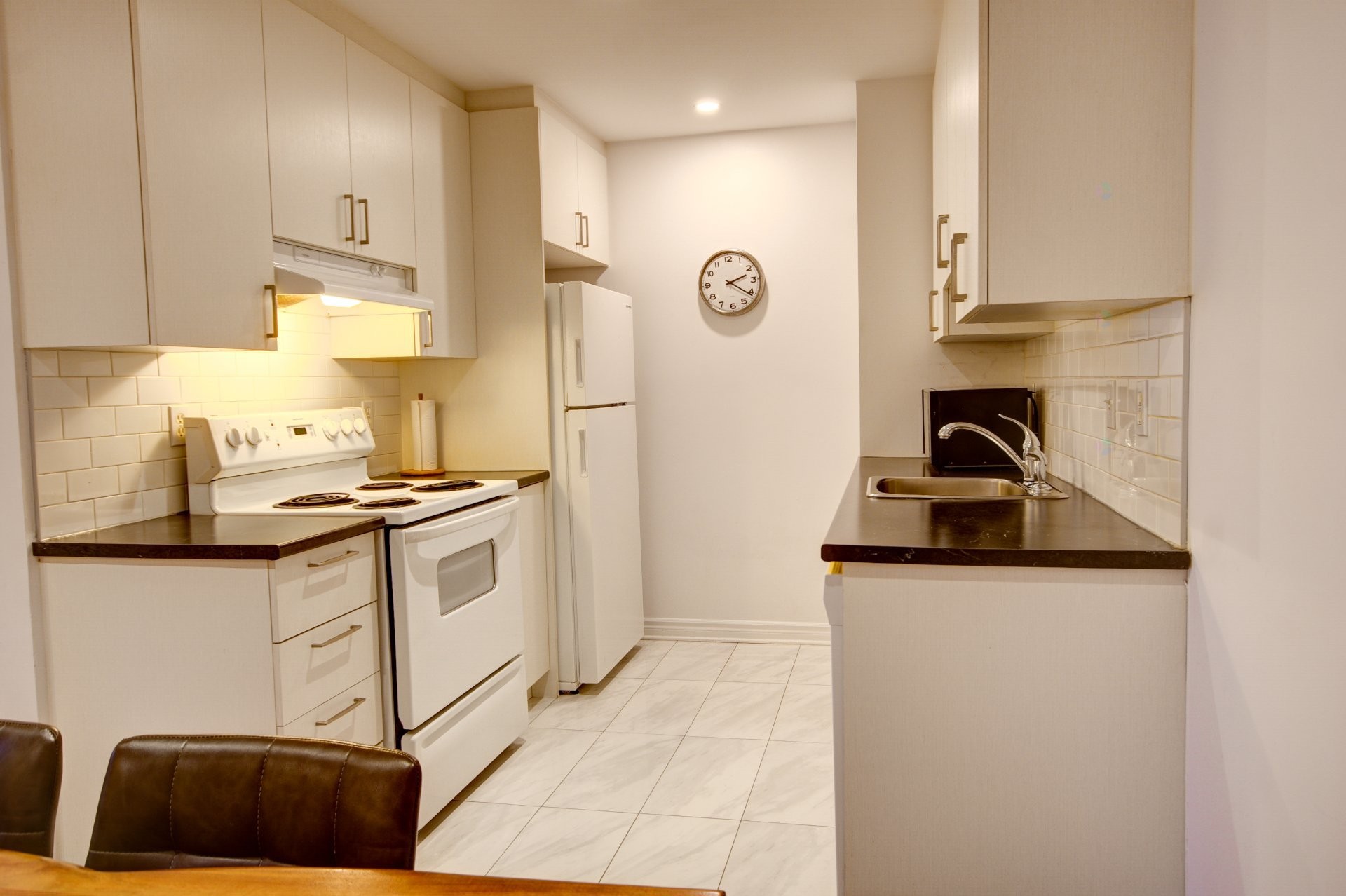 









315


Rue Villeneuve E.

, 102,
Montréal (Le Plateau-Mont-Royal),




QC
H2T1L7

