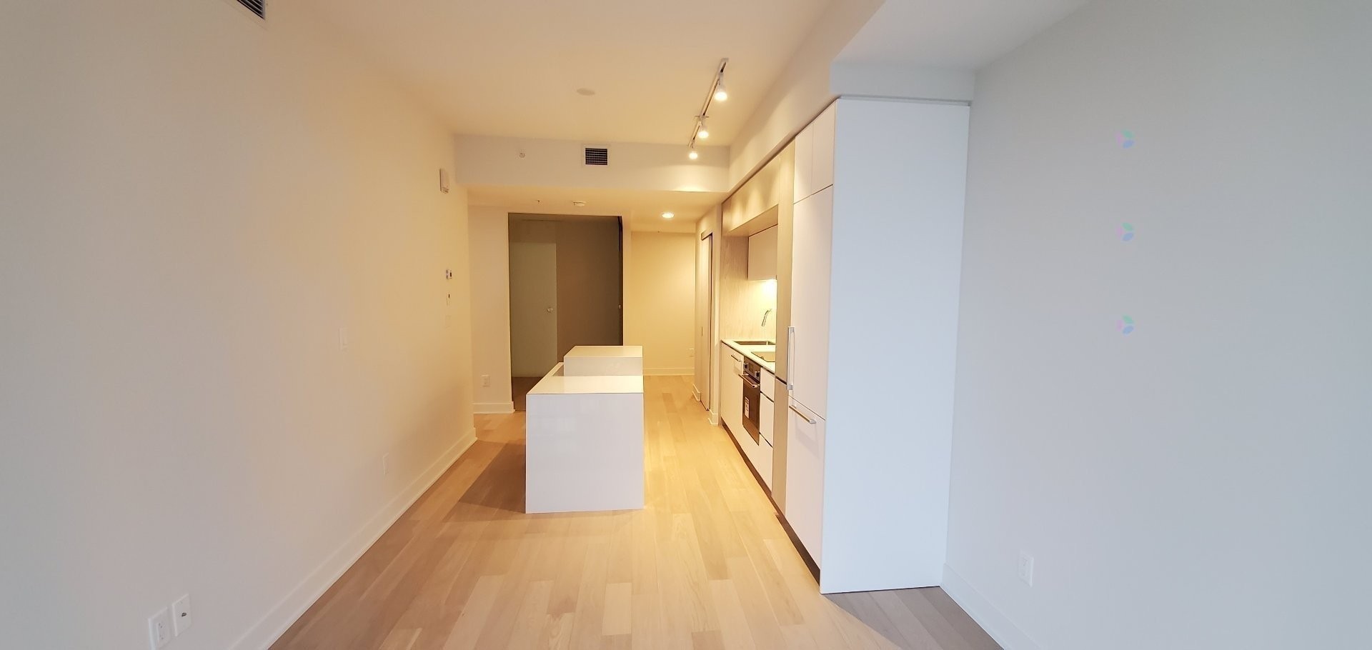 









1288


Rue St-Antoine O.

, 2206,
Montréal (Ville-Marie),




QC
H3C0X6

