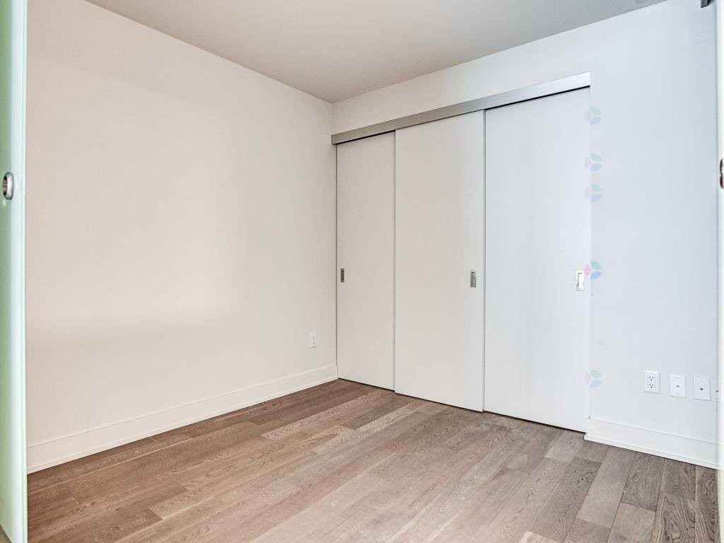 









1288


Rue St-Antoine O.

, 307,
Montréal (Ville-Marie),




QC
H3C0X6

