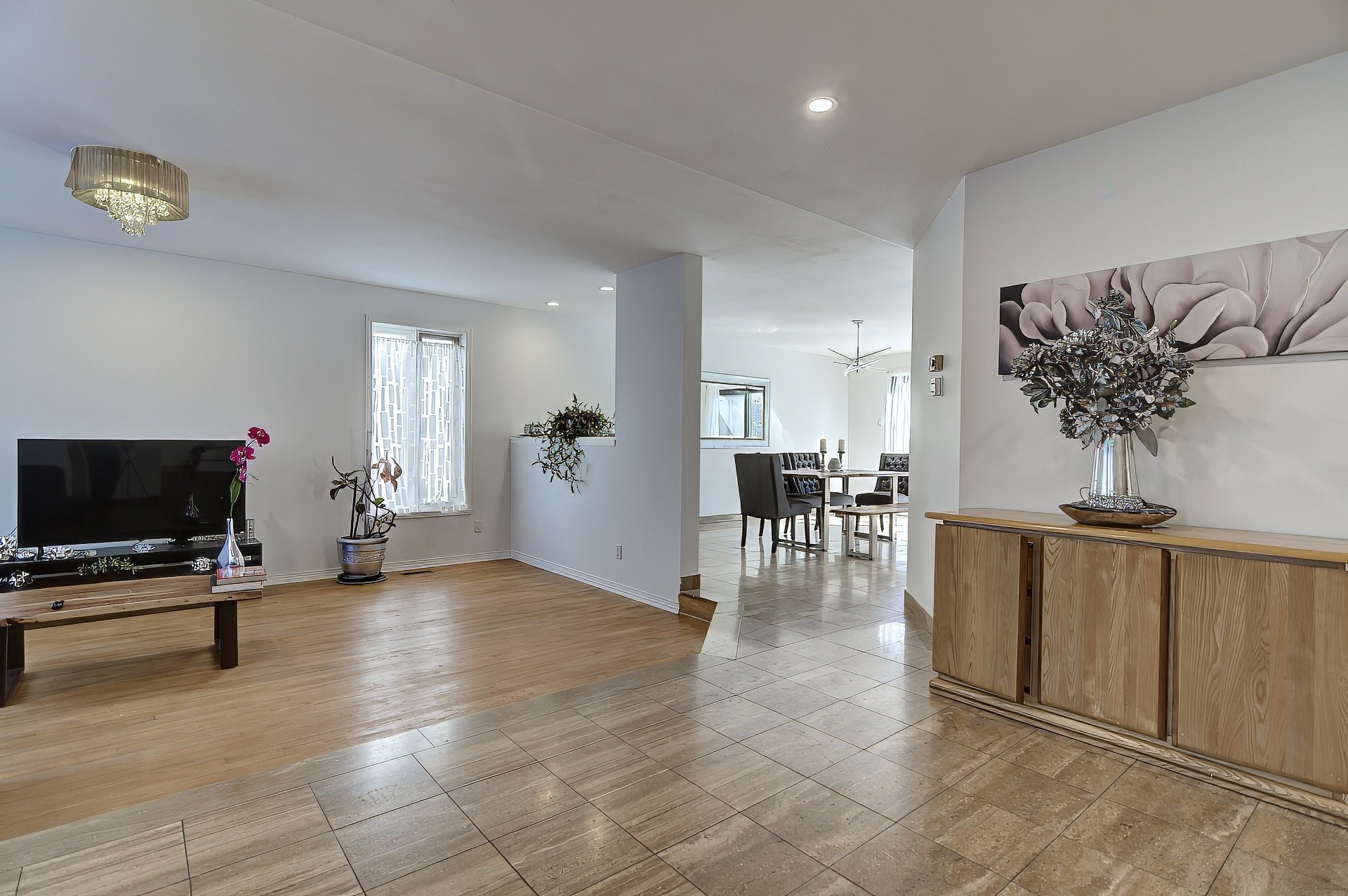 









9001


Crois. Rimouski

,
Brossard,




QC
J4X2S2

