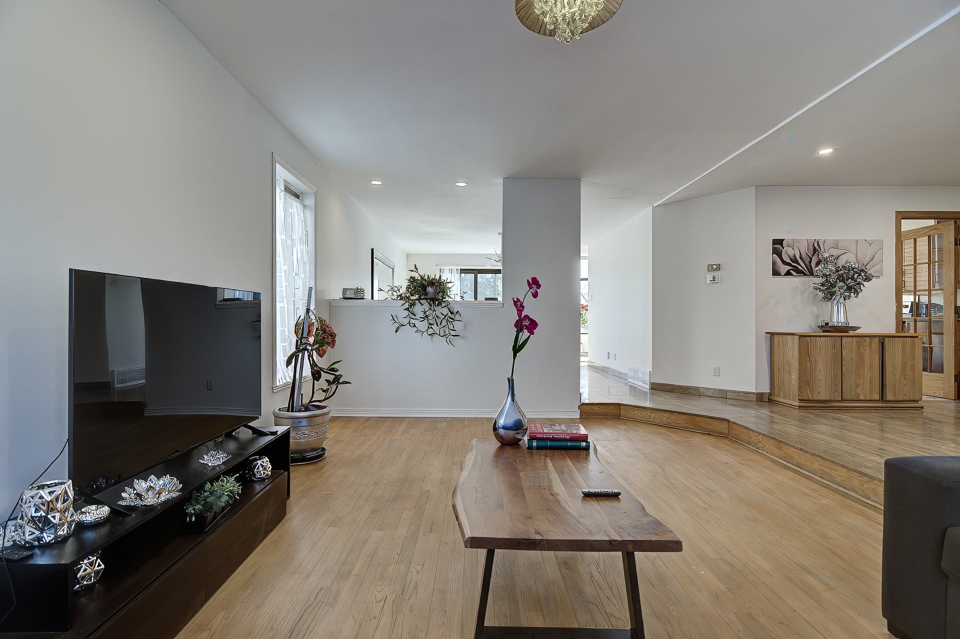 









9001


Crois. Rimouski

,
Brossard,




QC
J4X2S2

