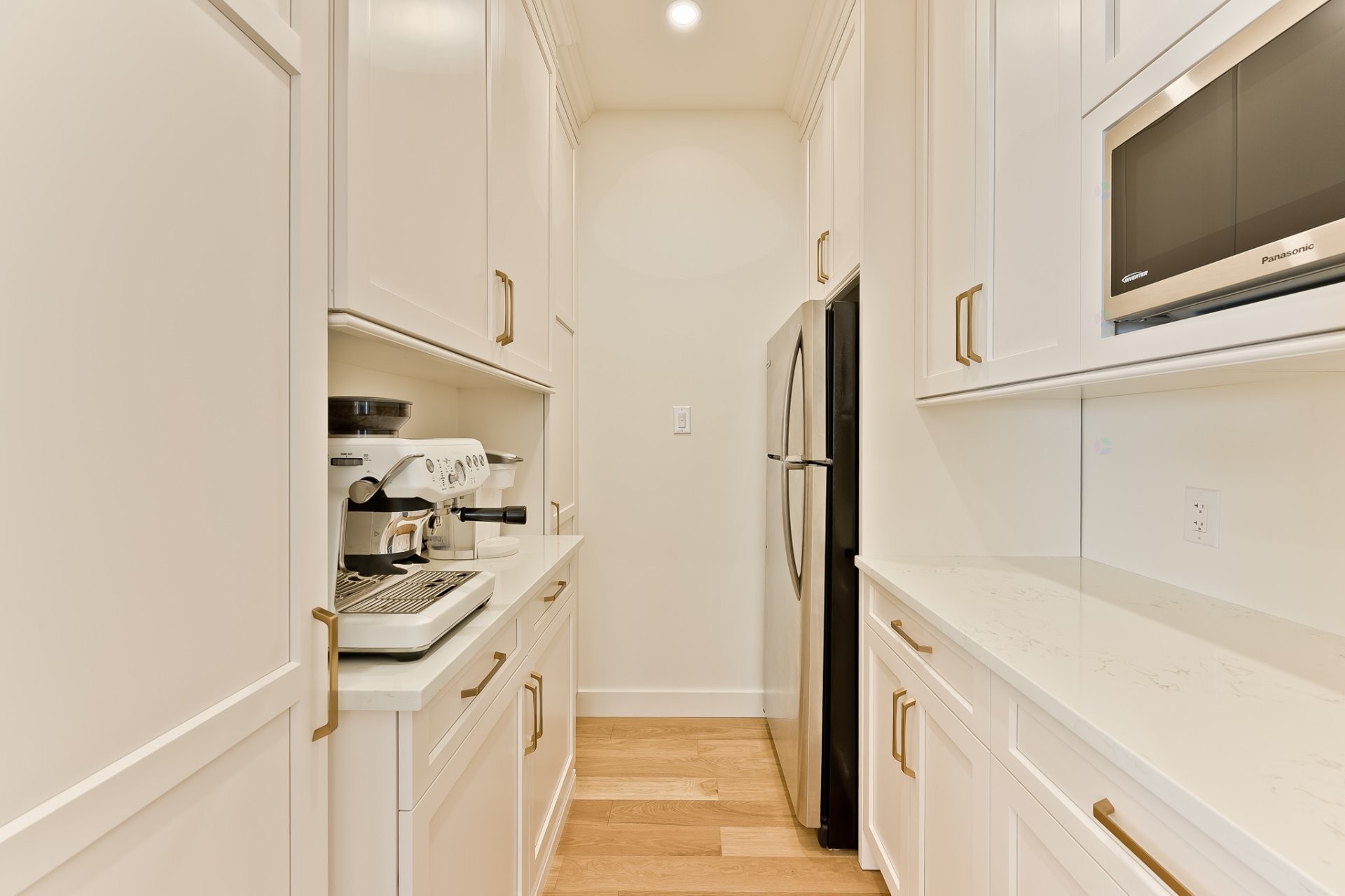 









234


Rue St-Laurent

,
Cookshire-Eaton,




QC
J0B1M0


