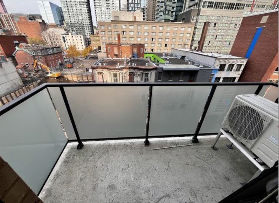 









1182


Rue Crescent

, 603,
Montréal (Ville-Marie),




QC
H3G0G6

