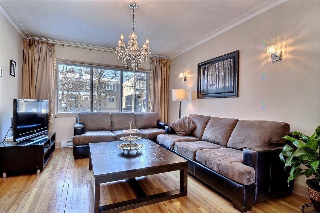 









4593


Av. Montclair

,
Montréal (Côte-des-Neiges/Notre-Dame-de-Grâce),




QC
H4B2J8

