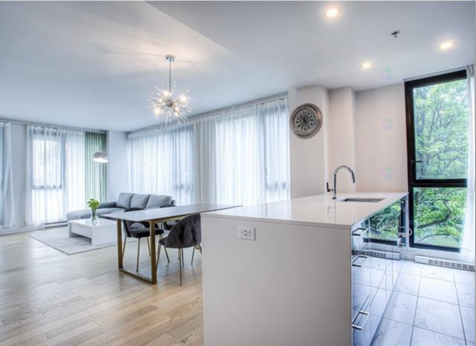 









2020


Boul. René-Lévesque O.

, 314,
Montréal (Ville-Marie),




QC
H3H0B4

