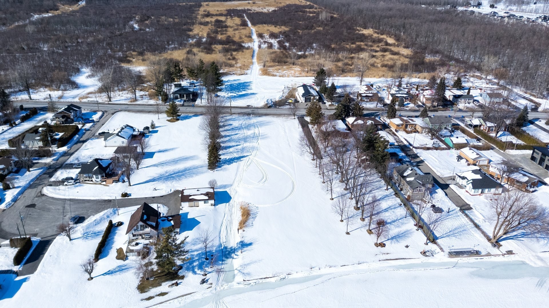 












Rue Principale

,
Saint-Zotique,







QC
J0P1Z0

