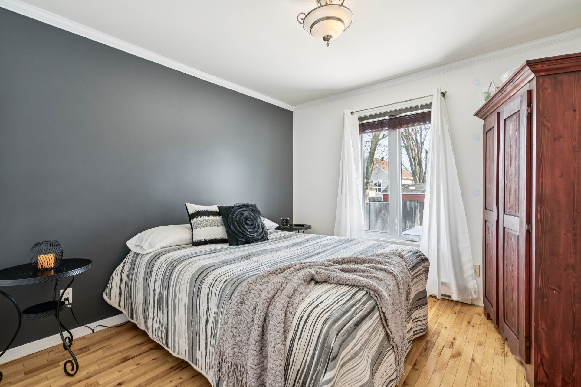 









202


12e Avenue

,
Saint-Zotique,




QC
J0P1Z0

