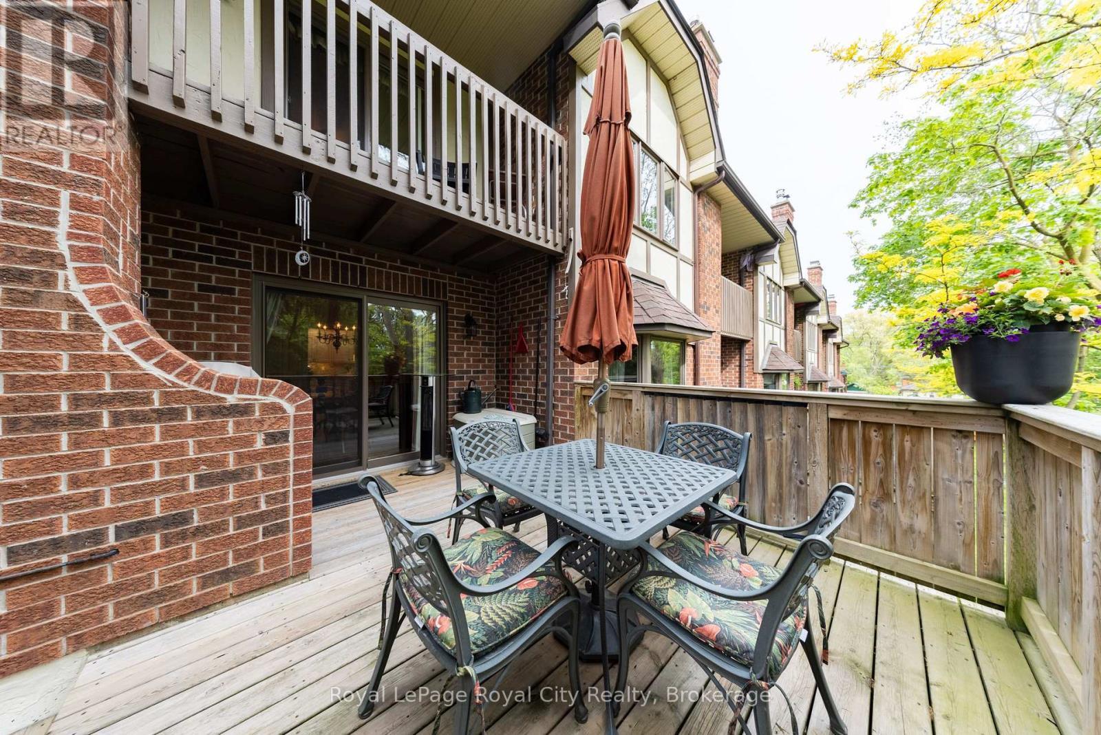 












101 - 121 WATERLOO AVENUE

,
Guelph (Downtown),




Ontario
N1H3H9


