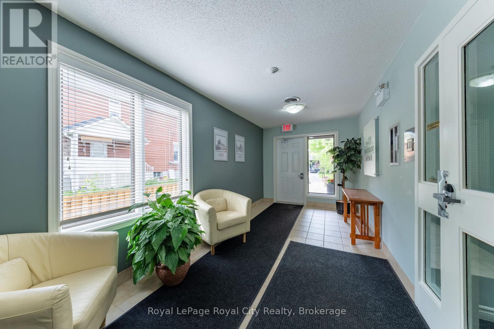 












101 - 121 WATERLOO AVENUE

,
Guelph (Downtown),




Ontario
N1H3H9

