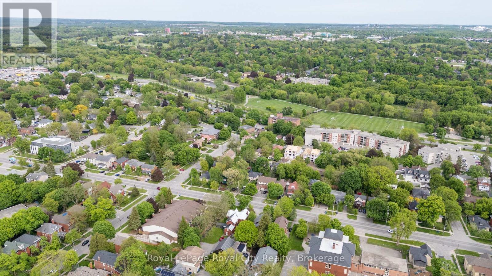 












101 - 121 WATERLOO AVENUE

,
Guelph (Downtown),




Ontario
N1H3H9


