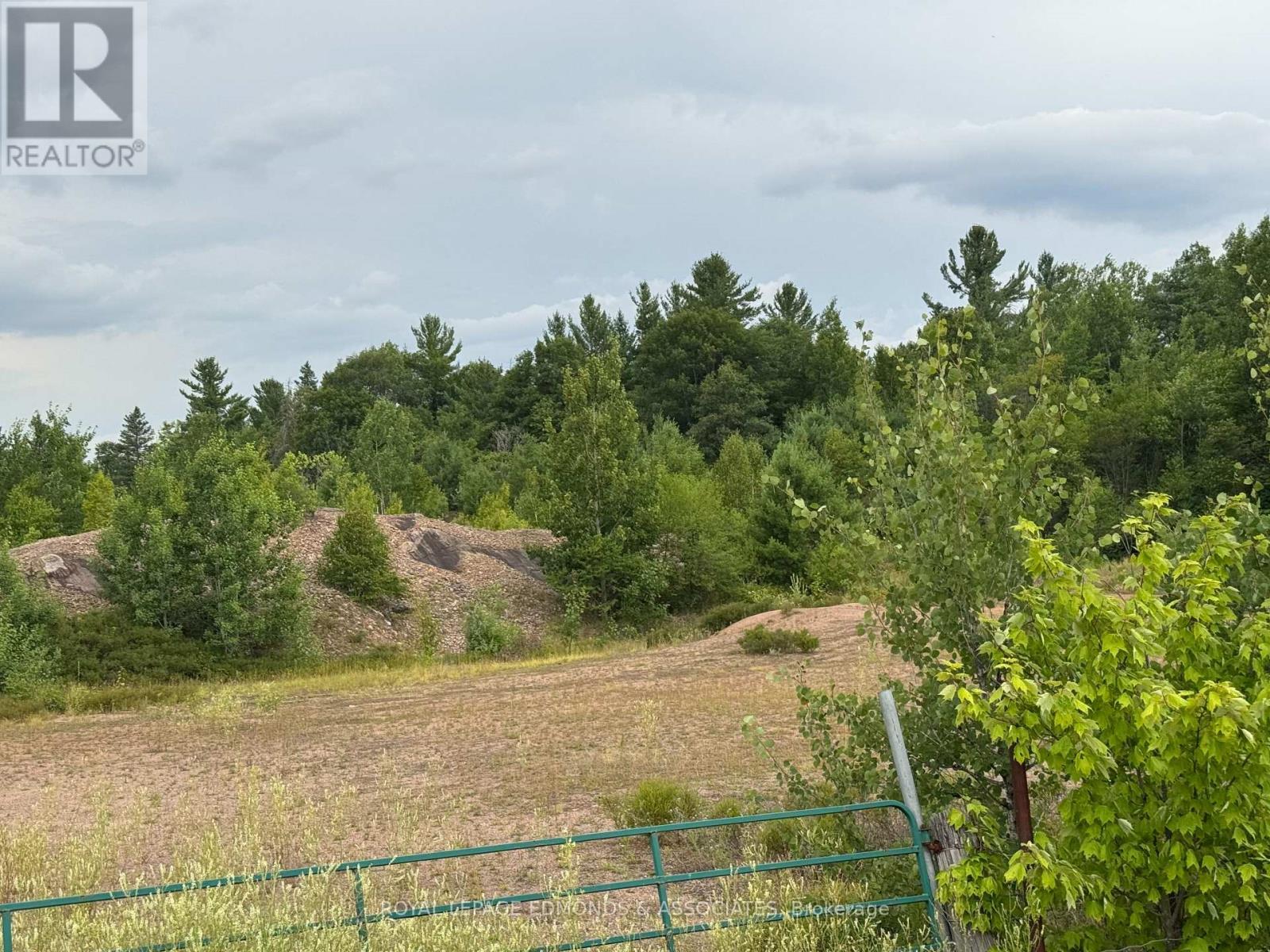 












705 RANTZ ROAD

,
Petawawa,







Ontario
K8H2W8

