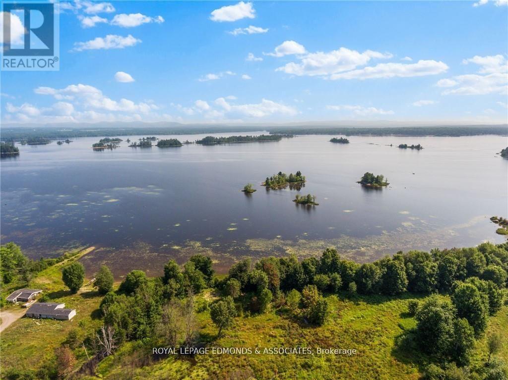 












540 ABBIE LANE

,
Petawawa,







Ontario
K8H3R9

