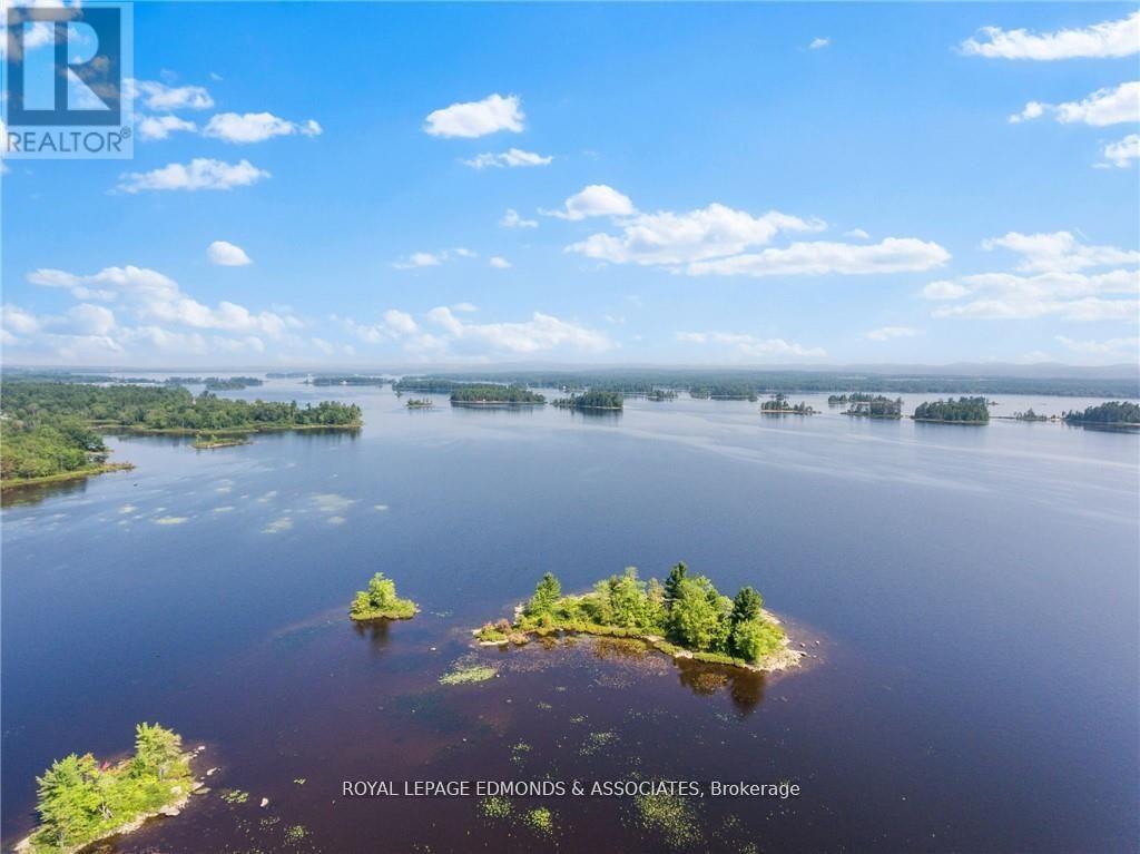 












540 ABBIE LANE

,
Petawawa,







Ontario
K8H3R9

