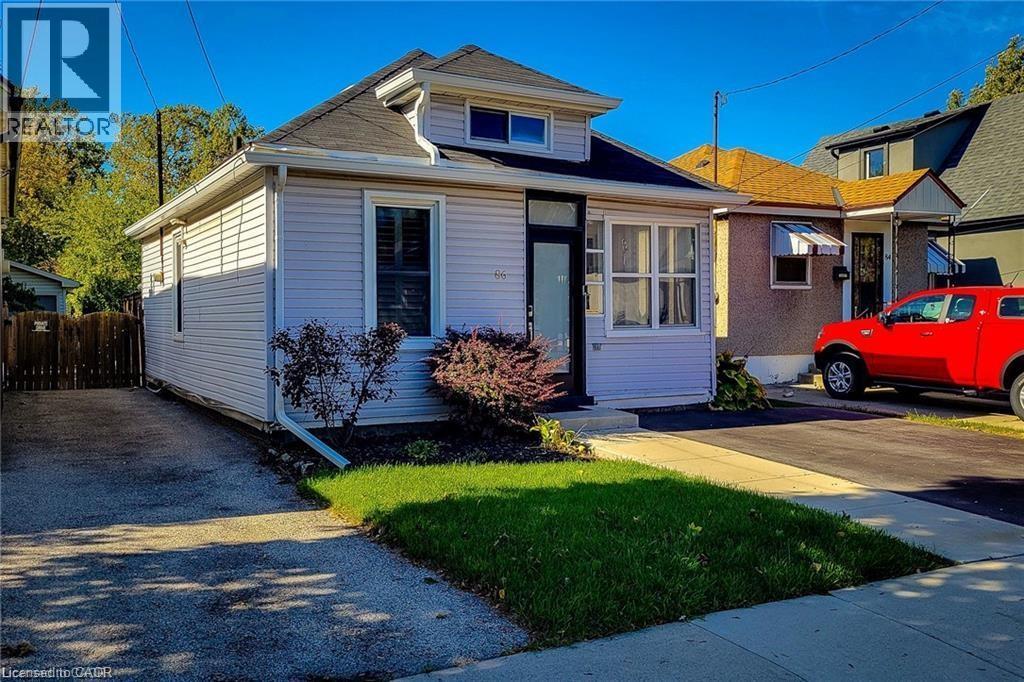 












86 EAST 18TH Street

,
Hamilton,




Ontario
L9A4N8

