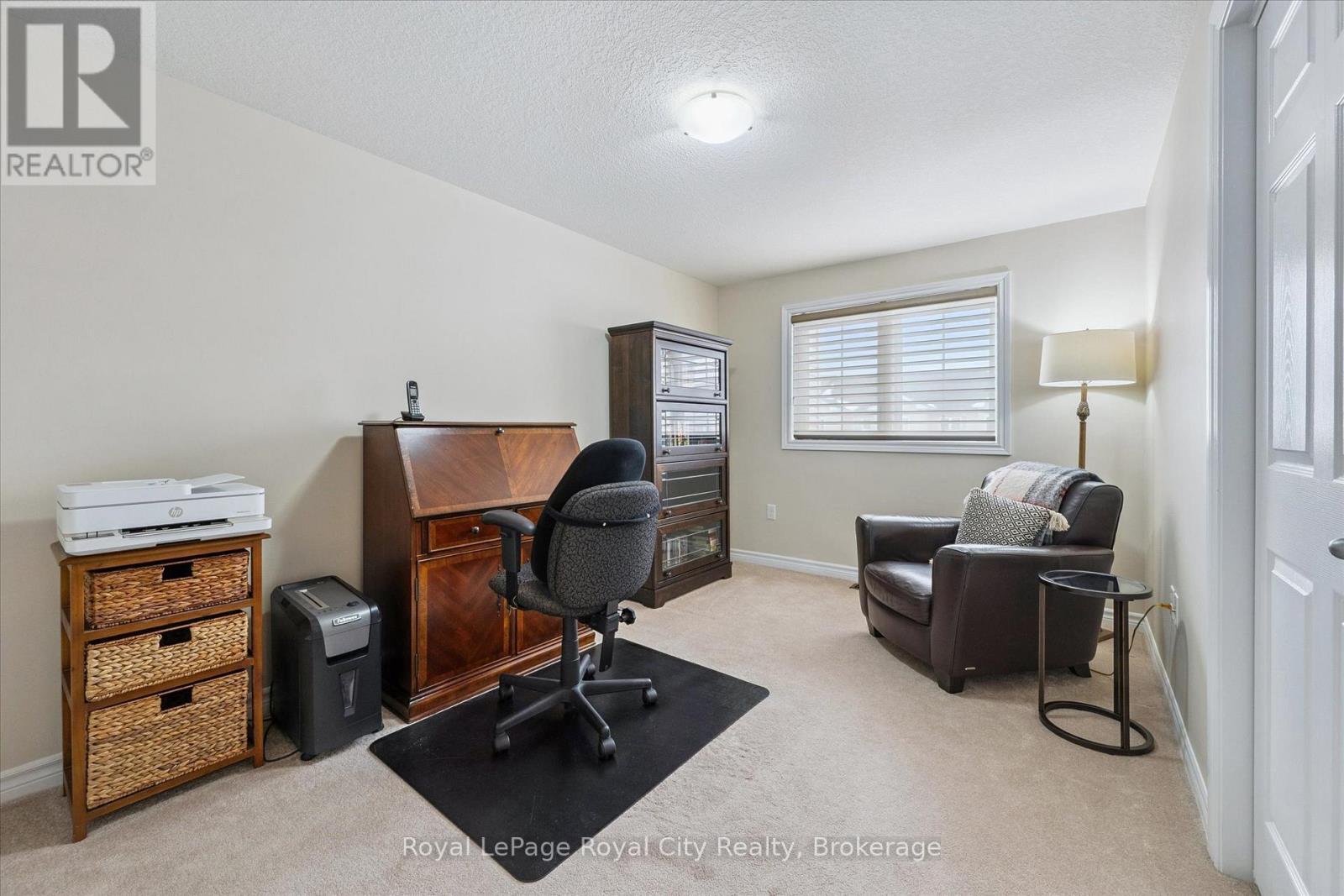 












108 MUSSEN STREET

,
Guelph (Victoria North),




Ontario
N1E0K2

