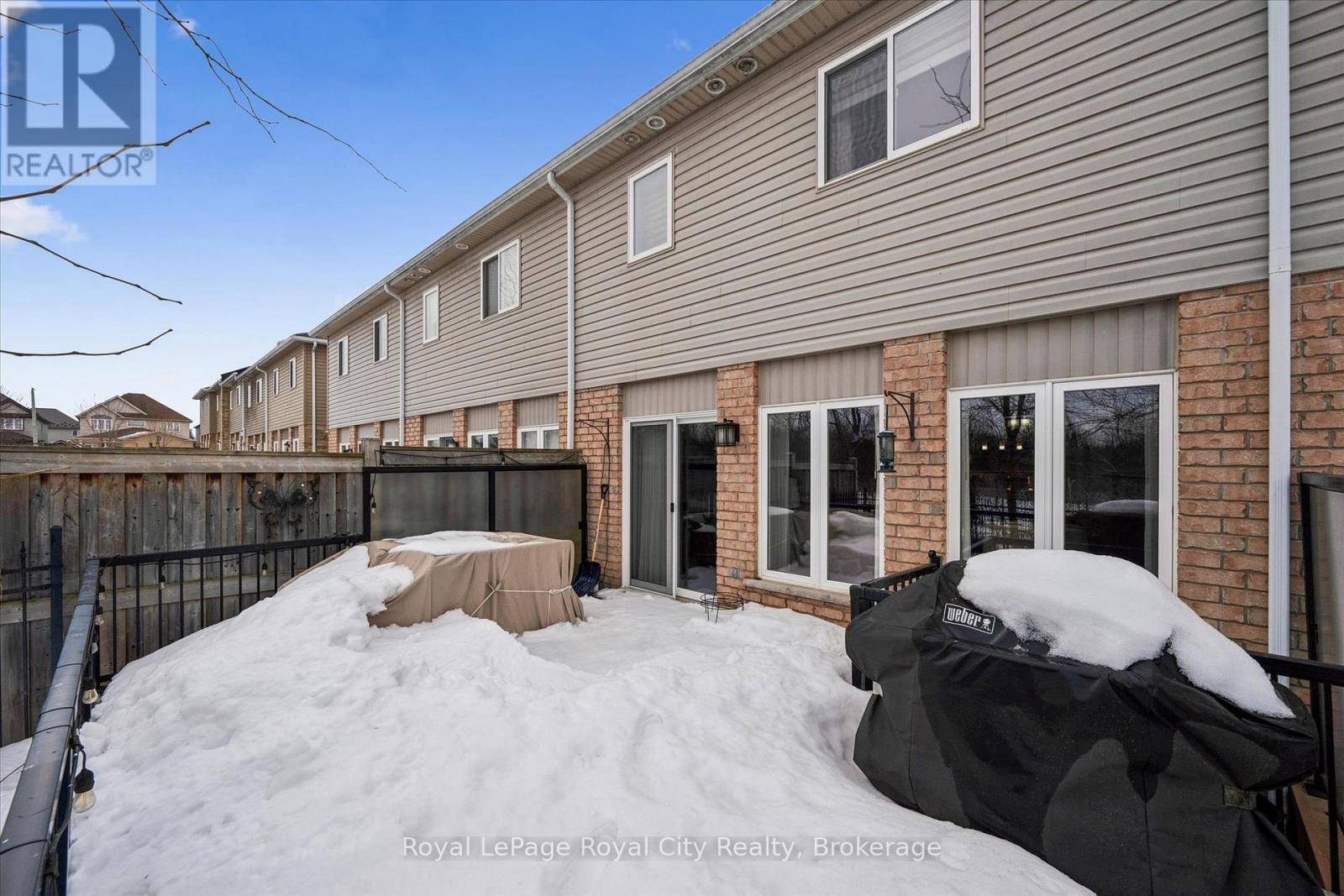 












108 MUSSEN STREET

,
Guelph (Victoria North),




Ontario
N1E0K2

