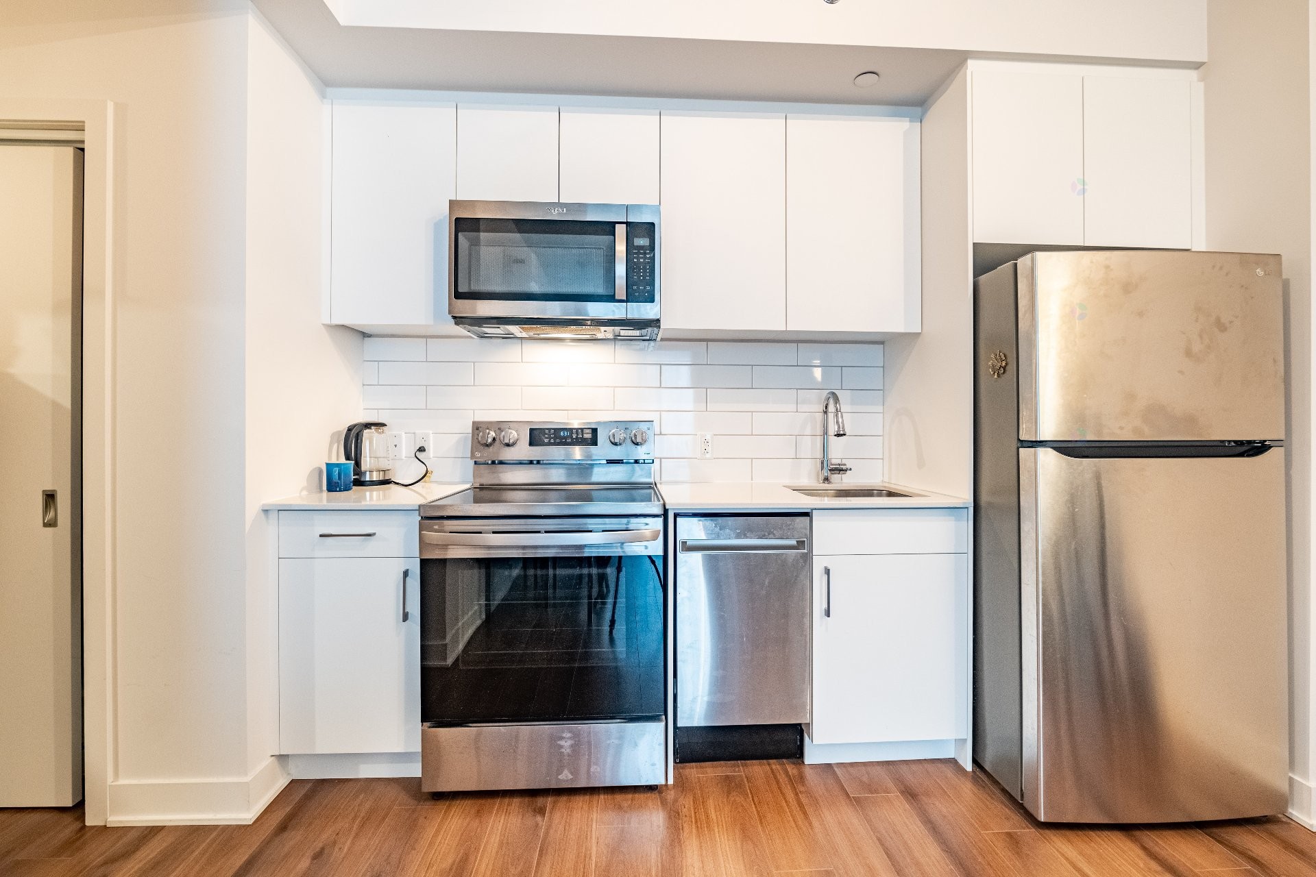 









6780


Boul. Newman

, 404,
Montréal (LaSalle),




QC
H8N0H5

