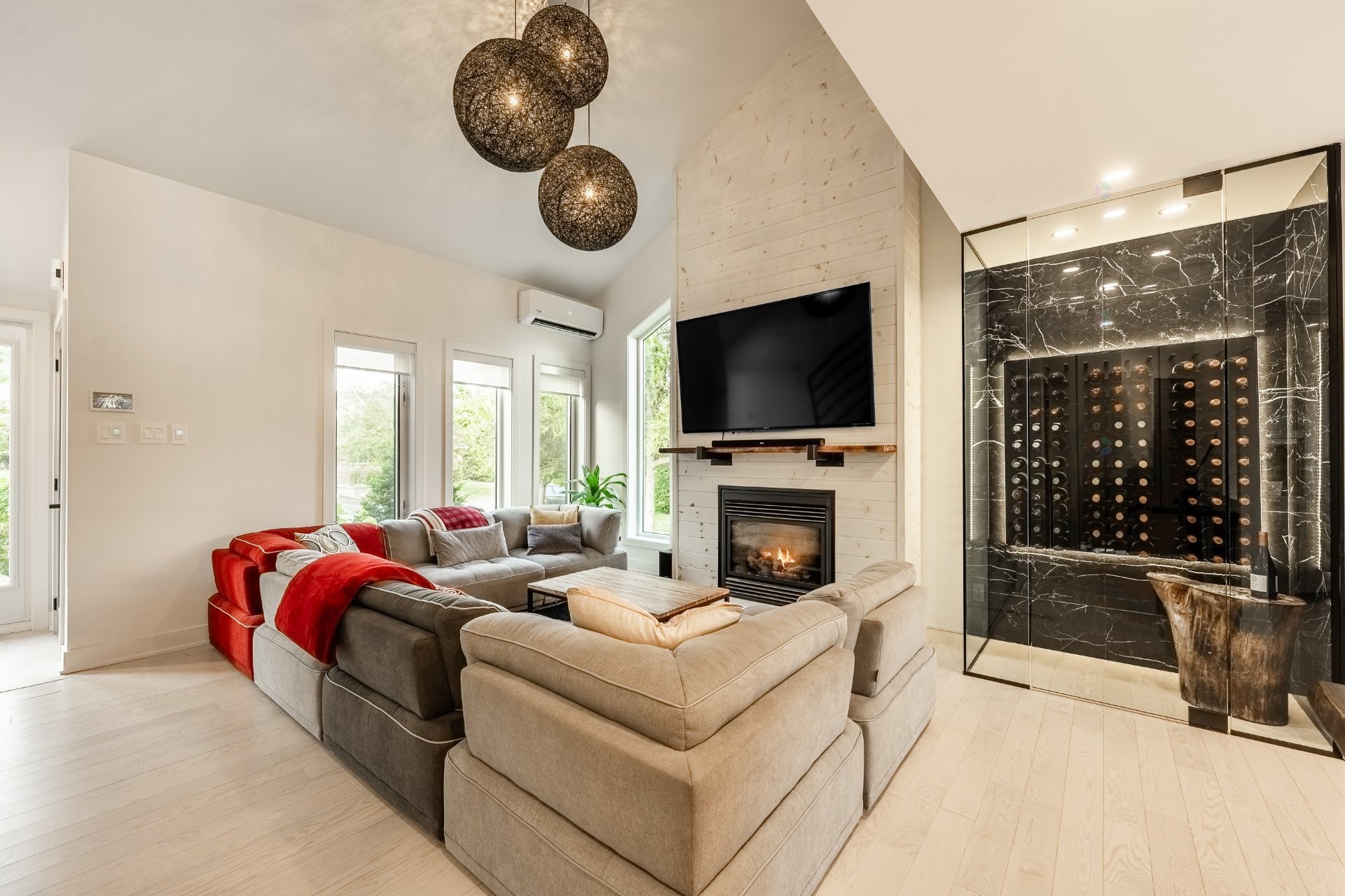 









15


Rue Besset

,
Saint-Mathias-sur-Richelieu,




QC
J3L6A3

