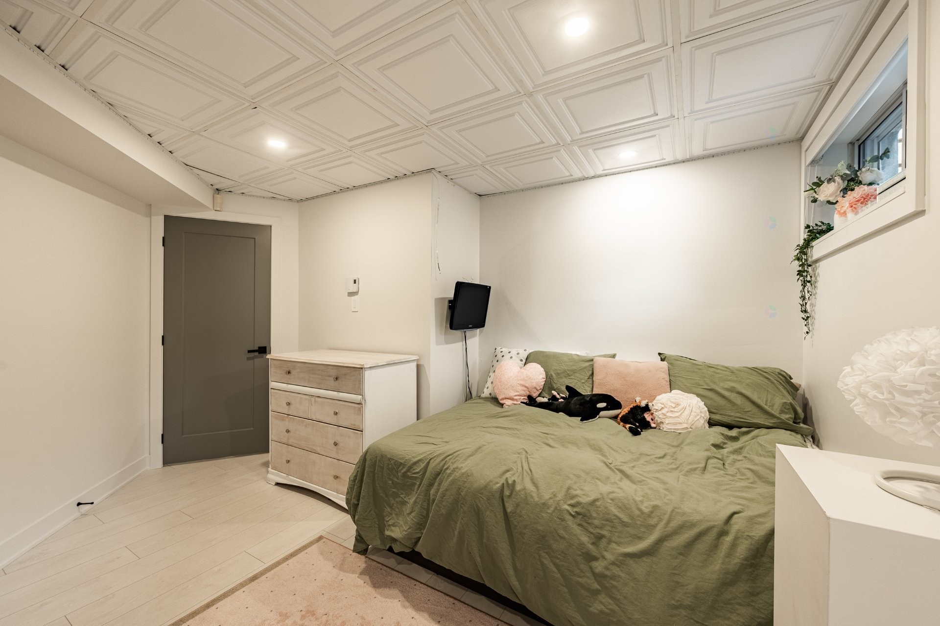 









15


Rue Besset

,
Saint-Mathias-sur-Richelieu,




QC
J3L6A3

