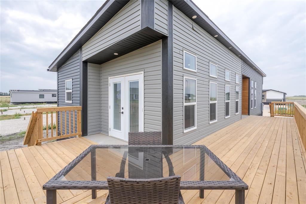 












31 Vista Lane

,
Mitchell,




Manitoba
R5G2X5

