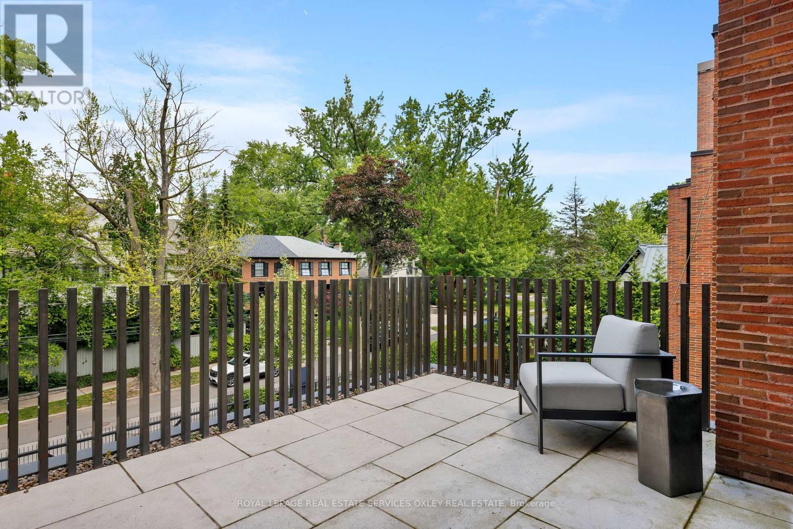












306 - 7 DALE AVENUE

,
Toronto,




Ontario
M4W1K2

