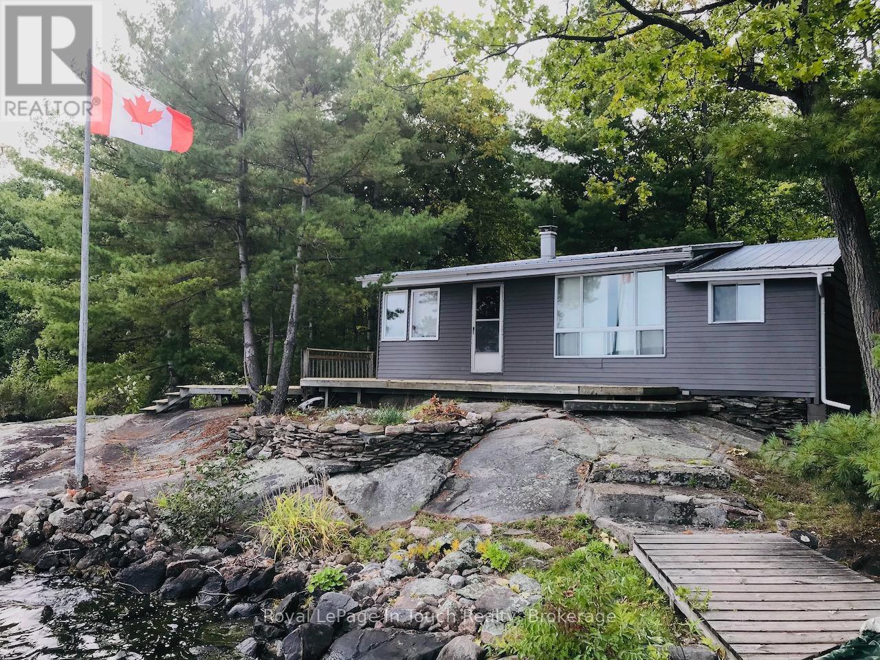 












1916 SIX MILE LAKE SHORE ISLAND

,
Georgian Bay (Baxter),




Ontario
L0K1S0

